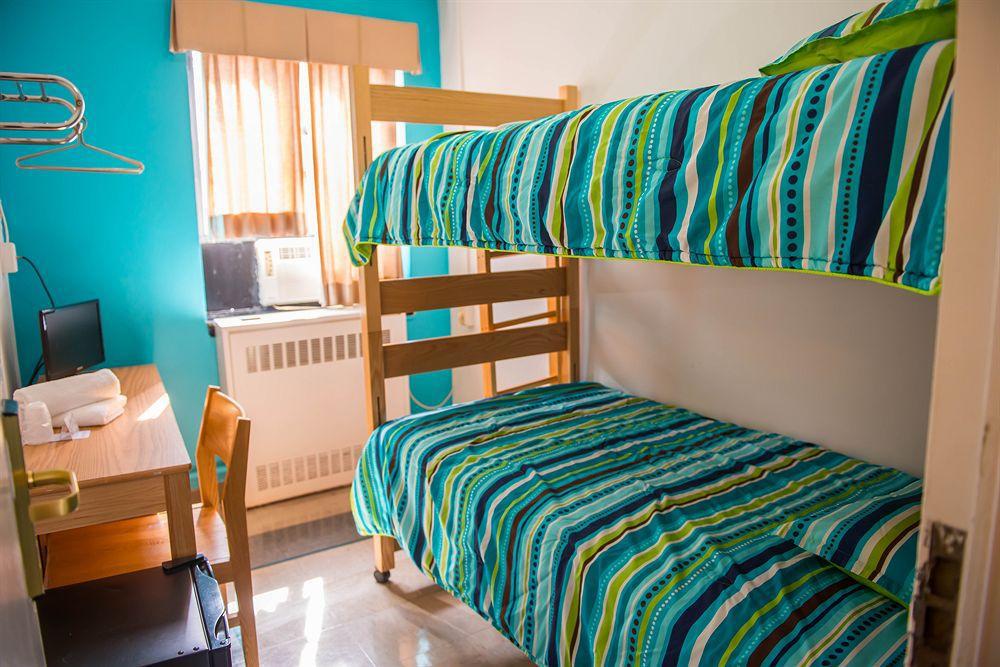 Flushing Ymca Hostel New York Bagian luar foto