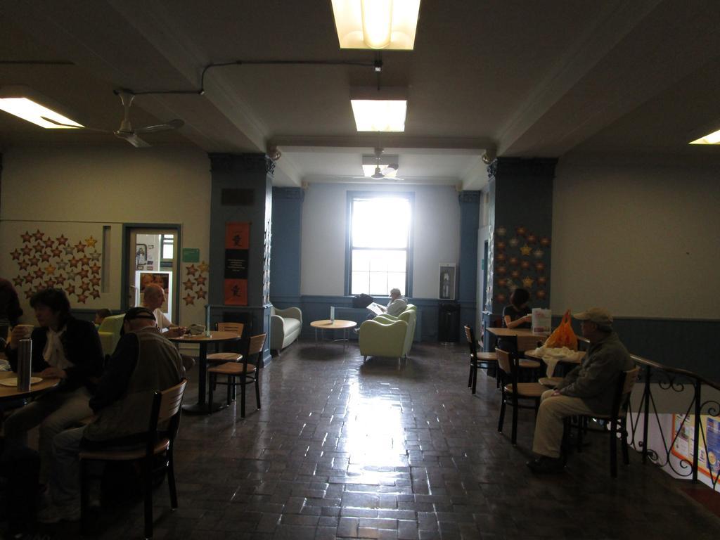 Flushing Ymca Hostel New York Bagian luar foto